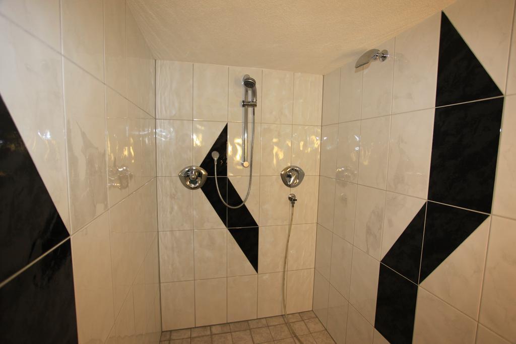 Апартаменты Haus Resi Фонтанелла Экстерьер фото